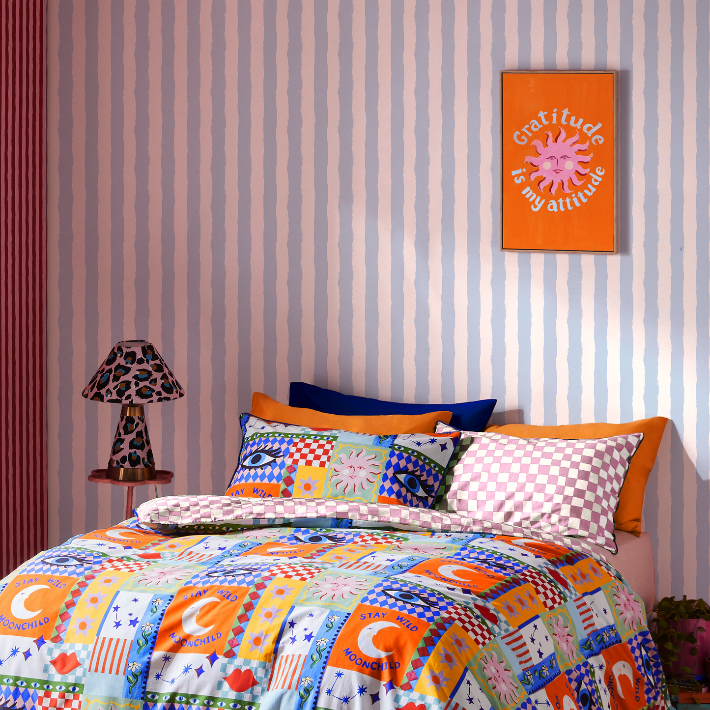 Blue Painted Stripe Wallpaper